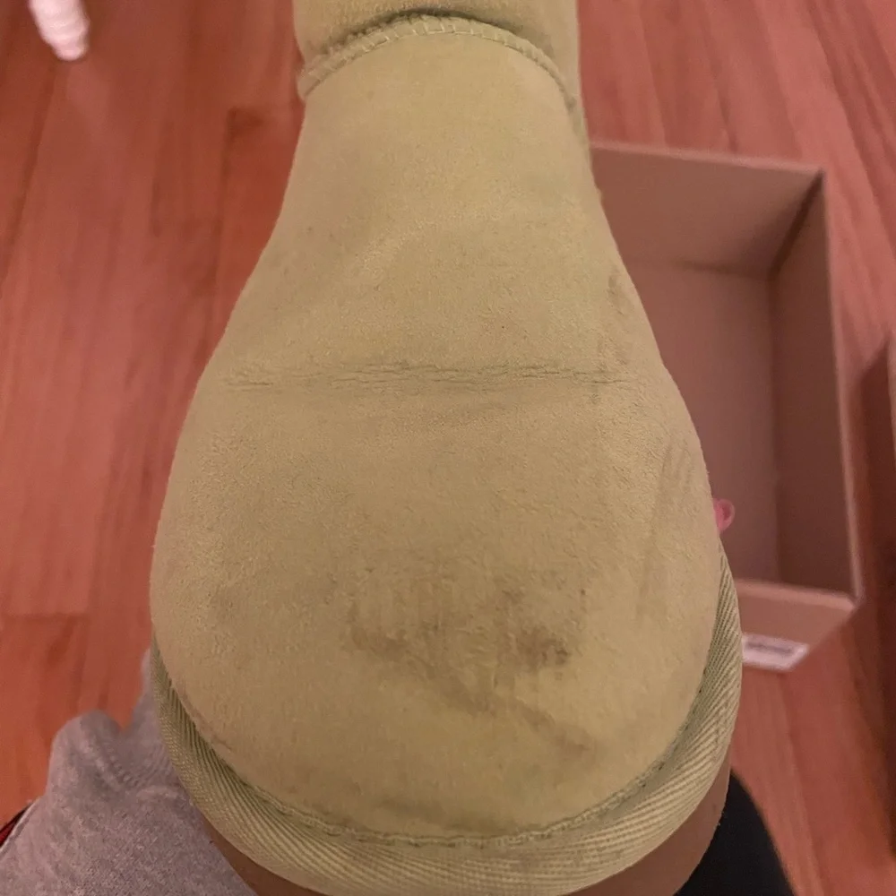 UGG W CLASSIC
SHORT
5825 W / FRN - Picture 4 of 7